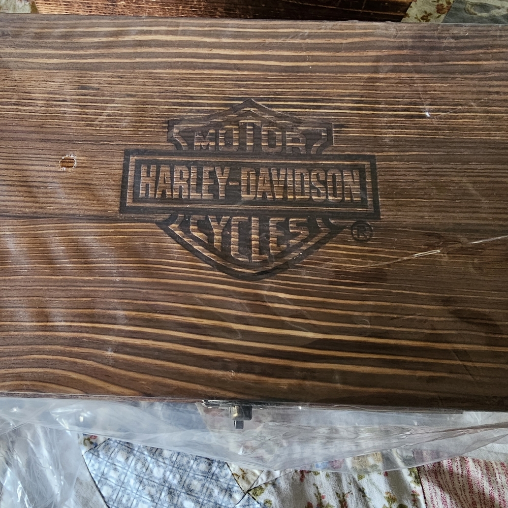 Harley Davidson Glass Set